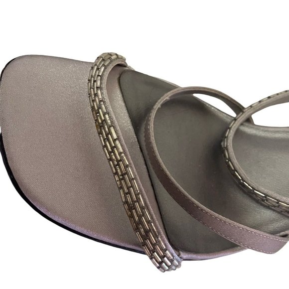 Mootsies Tootsies Collection Women Size 9 High 2" Heel Shoes Silver Open Toe - Picture 11 of 12